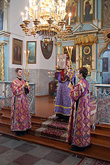 images/2010/arhiepiskop_guri_20_let_namestnik/