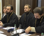 images/2014/Glavi_missionerskih_otdelov_belorusskih_eparhiy_prinyali_uchastie_v2468296.jpg