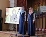 images/2015/Novogrudskih_genshchin_pozdravili_tsvetami_s_pravoslavnim_genskim3441247.jpg
