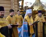 images/2020/Patriarshiy_Ekzarh_osvyatil_kupola_i_kresti/