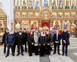 images/2025/Uchashchiesya_shkoli_140_posetili_prihod_ikoni_Bozhiey_Materi_Vseh5844987.jpg