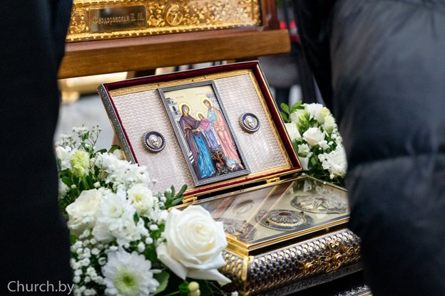 ТВ "Союз". В Беларусь прибыл ковчег с частицей Честного Пояса Пресвятой Богородицы и частицами мощей ее родителей – святых праведных Иоакима и Анны